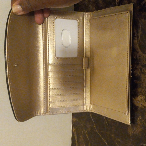 Wallet - Picture 3 of 4